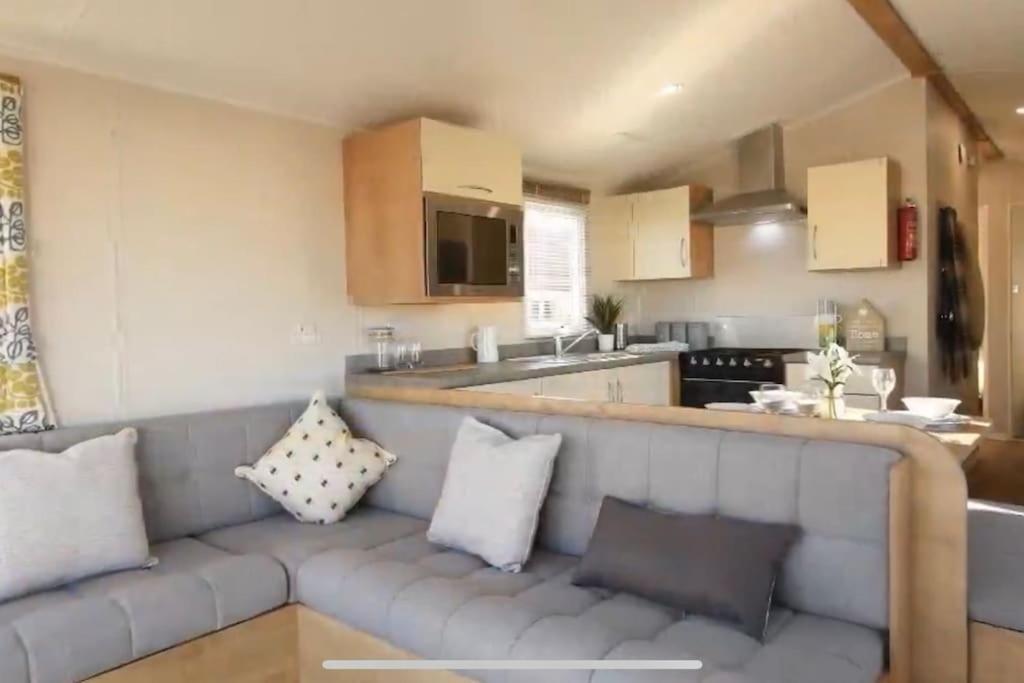 Perfect Family Getaway, With Lots Of Facilities! Villa Scratby Екстериор снимка
